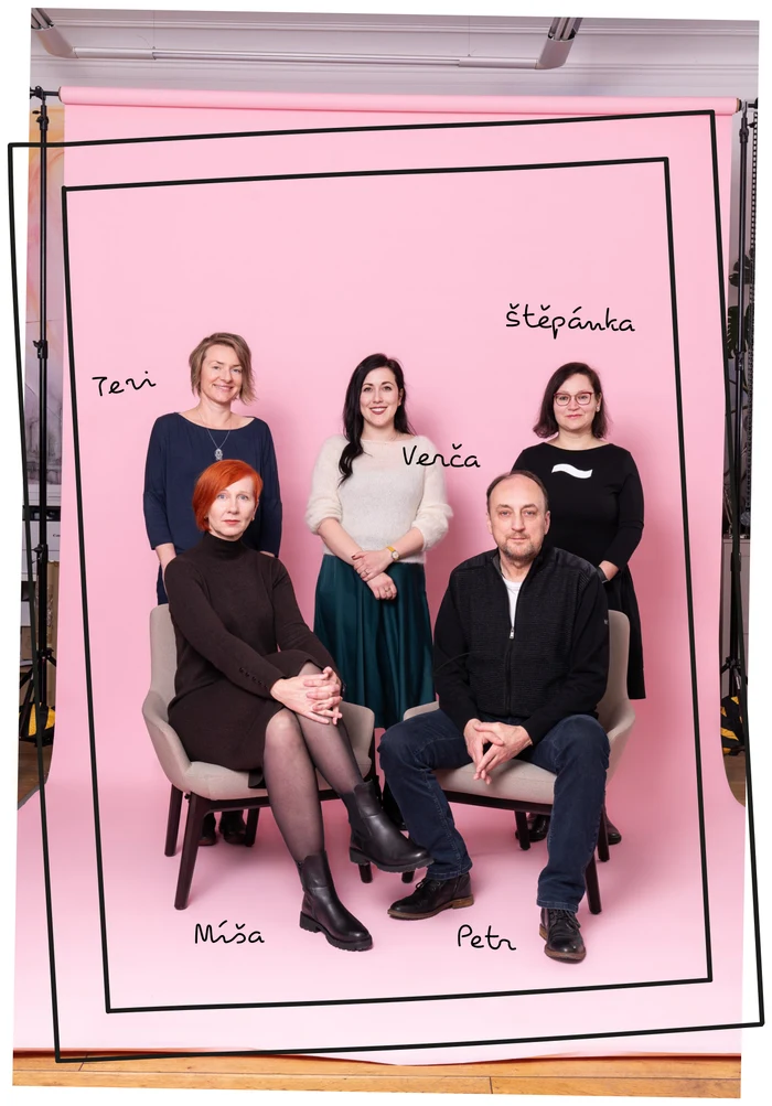 Tereza Slachová, Veronika Heřmánková, Štěpánka Proučilová, Michaela Kaplanová a Petr Uhrík