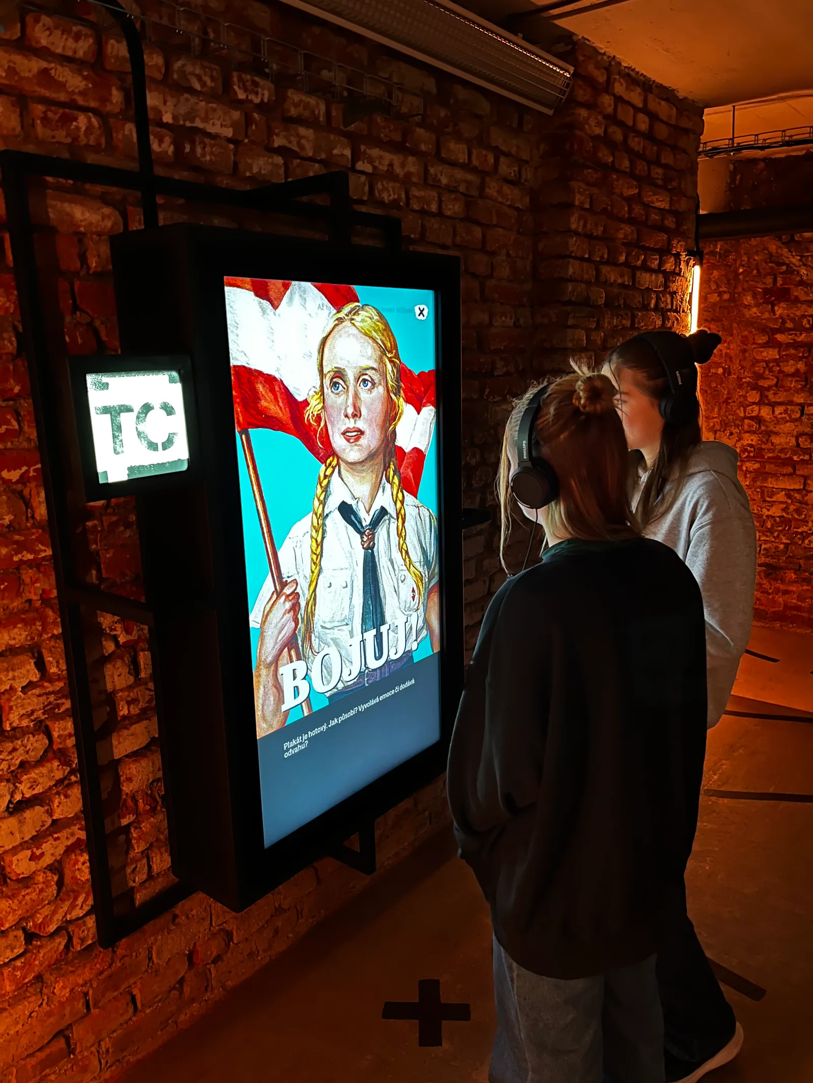 Navštivte se svými žáky Institut Paměti národa